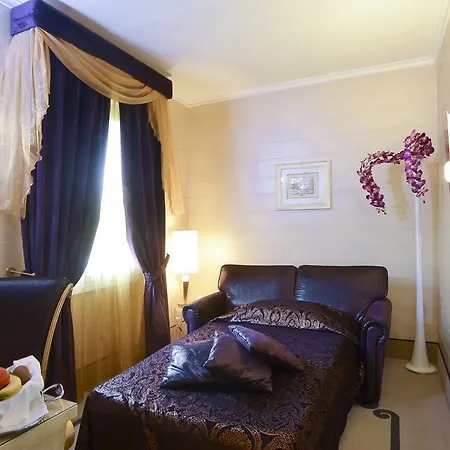 Zanhotel Regina Hotel Bolonia